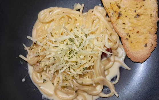 Resep Spaghetti Carbonara Sederhana yang Mudah Dibuat di Rumah