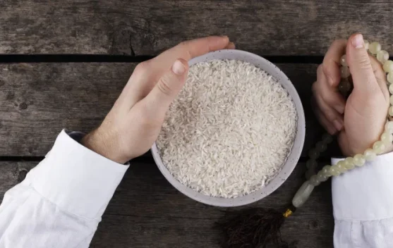 Siapa Saja Wajib Bayar Zakat Fitrah?