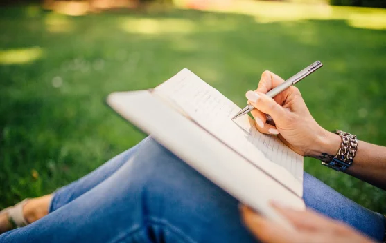 Tepis Writers Block, Komunitas Love Literasi Bagikan Tip Konsisten Menulis