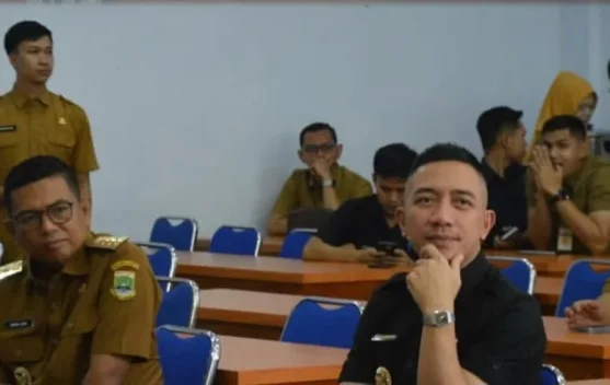 Hasbi Dampingi Gubernur Pantau SPMB Transparan Lebak