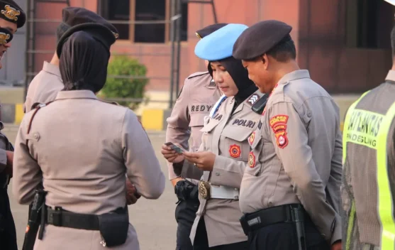 Propam Sidak Personel Polres Pandeglang, Rambut Hingga Senpi Dicek