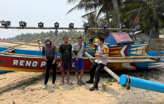 Polsek Panggarangan Gandeng Nelayan Cari 5 Jurnalis dan 2 ABK yang Hilang di Perair