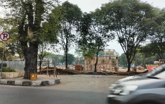Progres Revitalisasi Alun-Alun Kota Serang: Tugu Golok Segera Dipasang - RRI.co.id