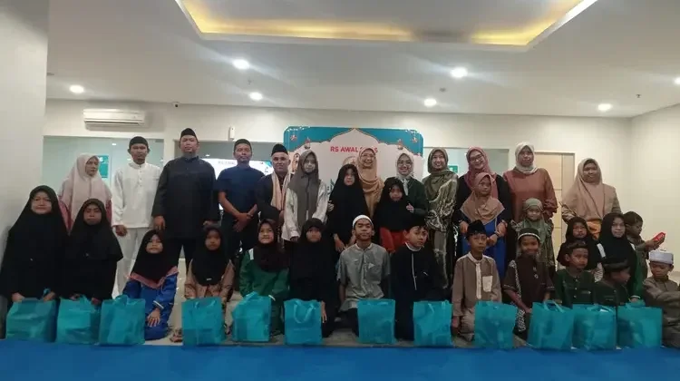BAZNAS Batam-RS Awal Bros Botania Pererat Silaturahmi Warga dan Anak Panti Asuhan