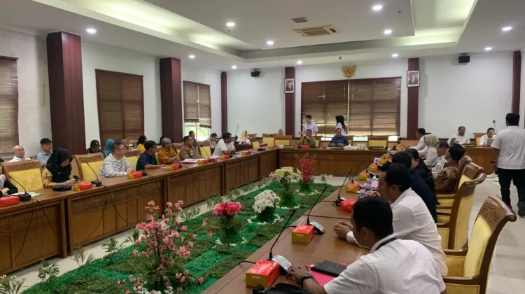 Komisi I DPRD Batam Gelar RDPU Bahas Sengketa Lahan Marchelia Tahap II