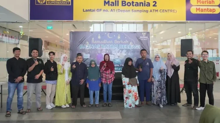 BAZNAS Batam Salurkan Bantuan Rp74 Juta untuk 50 Mustahik di Mall Botania 2