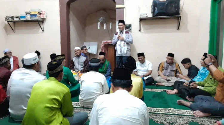 Safari Ramadan Kemenag Batam di Pulau Gara, Salurkan Sembako untuk Warga