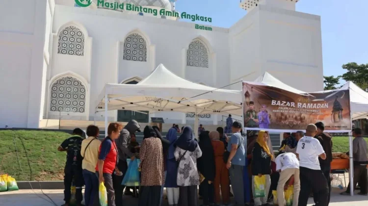 Lanud Hang Nadim Gelar Bazar Murah Sambut Idul Fitri