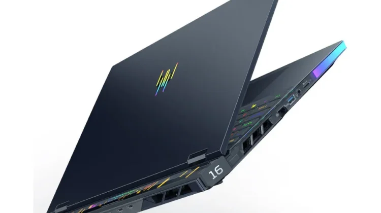 Acer Predator Helios 16 AI, Laptop RTX 5090 untuk Gaming dan Editing