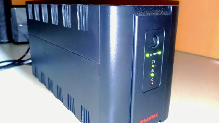 Alat Elektronik yang Sebaiknya Menggunakan Perangkat UPS