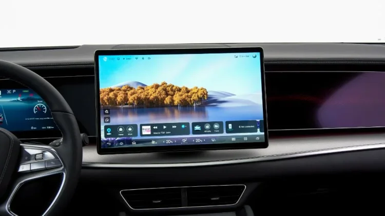 Jangan Asal Ganti Head Unit Mobil Listrik, Ini Solusi yang Lebih Aman