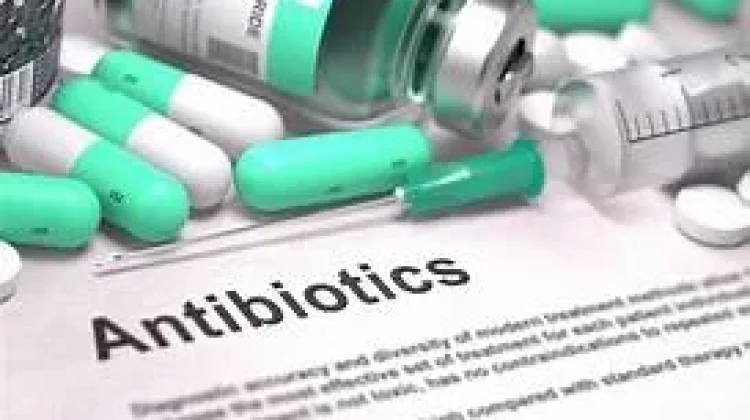 Bahaya Konsumsi Antibiotik tanpa Resep Dokter
