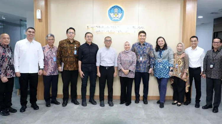 Kemdiktisaintek Dorong Transformasi Industri Nasional Berbasis Sains