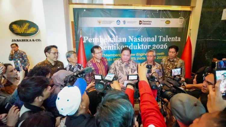 Menko Airlangga Dorong Talenta Semikonduktor untuk Masa Depan Teknologi Global