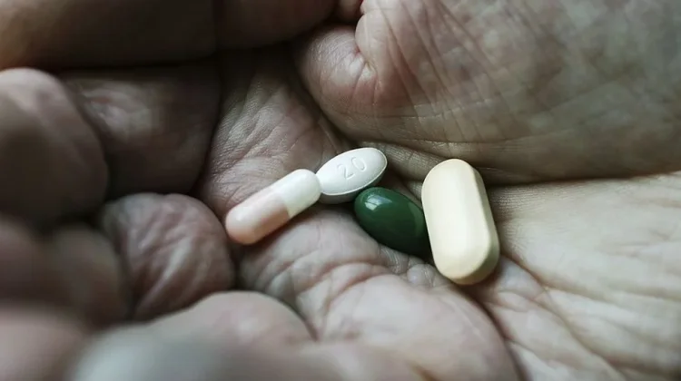 Hal Penting sebelum Minum Obat