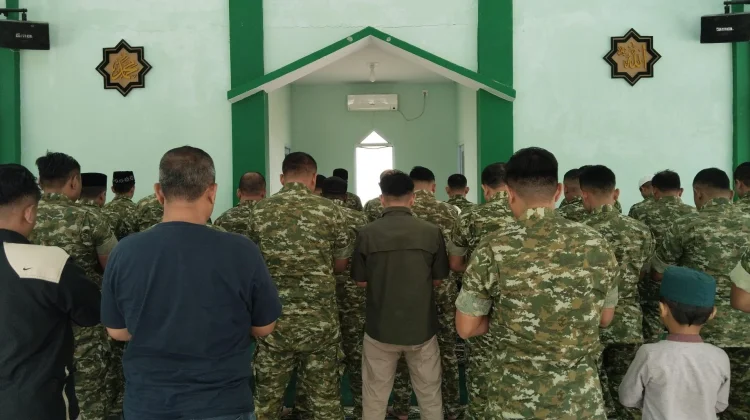 Kodim 0316/Batam Gelar Sholat Jumat Berjemaah Perkuat Spiritualitas