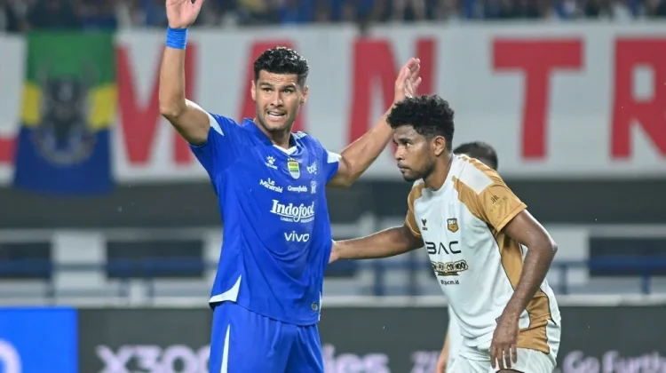 Dibalik Statistik Pertahanan Persib yang Tangguh