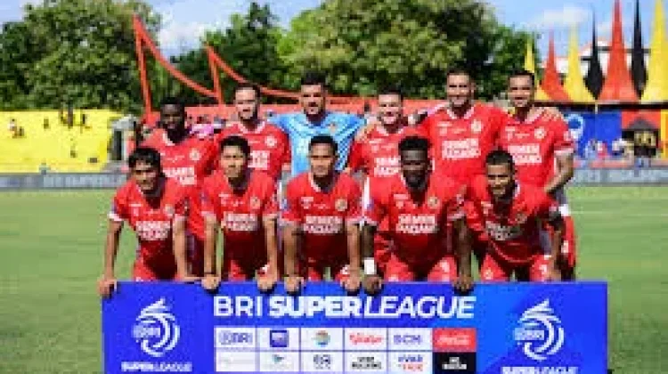Persib Tundukkan Semen Padang 2-0