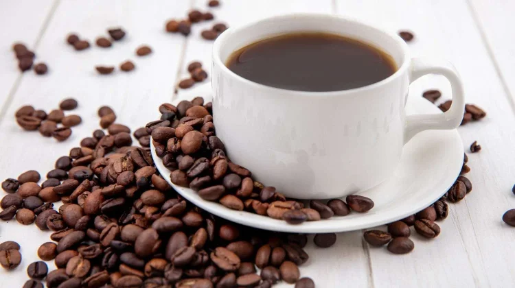 Lima Dampak Terlalu Banyak Minum Kopi