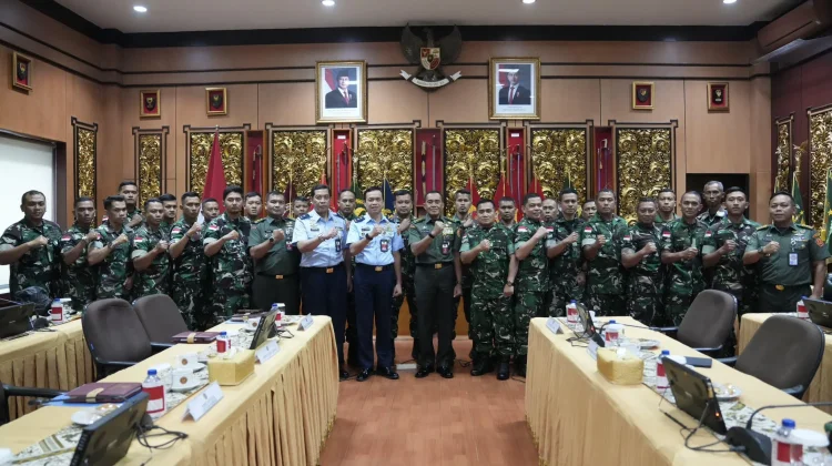 Satgas Nakes TNI Diberangkatkan Bantu Misi Palestina