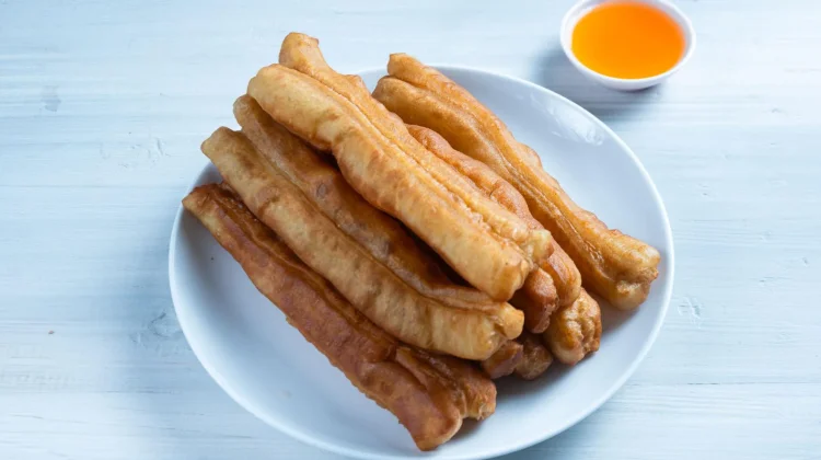 Asal Usul Cakwe Kudapan Legendaris Sarat Makna
