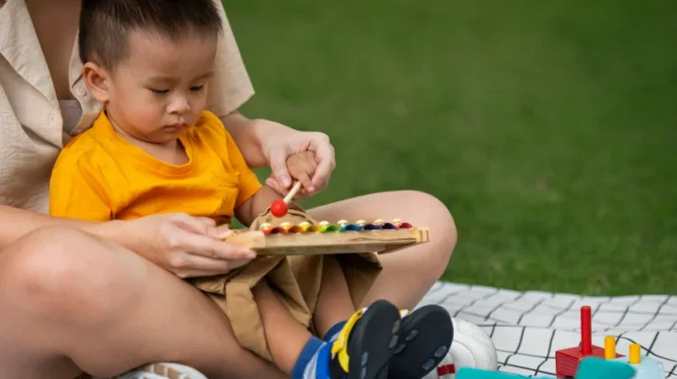 Stimulasi Dini Cegah Keterlambatan Perkembangan Anak