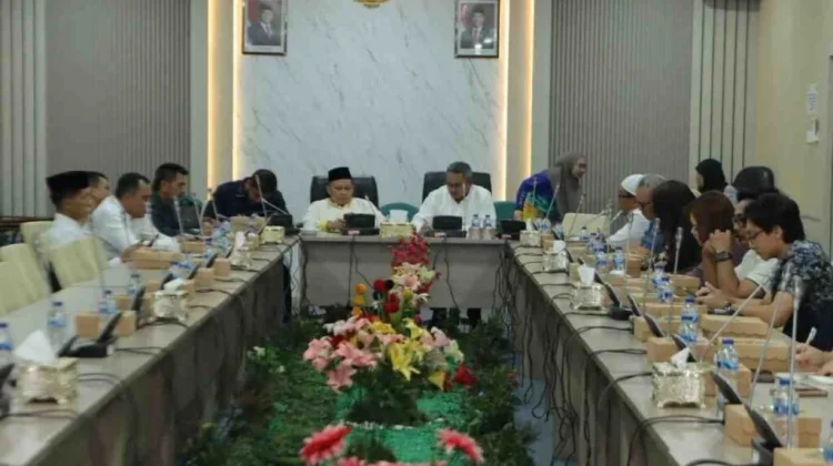 Pansus DPRD Batam Libatkan Pengembang Properti Matangkan Ranperda PSU Perumahan