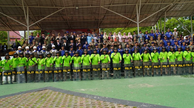 Semangat Kartini Warnai Upacara Gabungan Instansi Batam