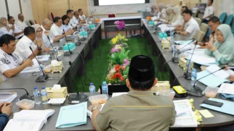 Pansus DPRD Batam Kebut LKPj 2025 Lewat Rapat Maraton