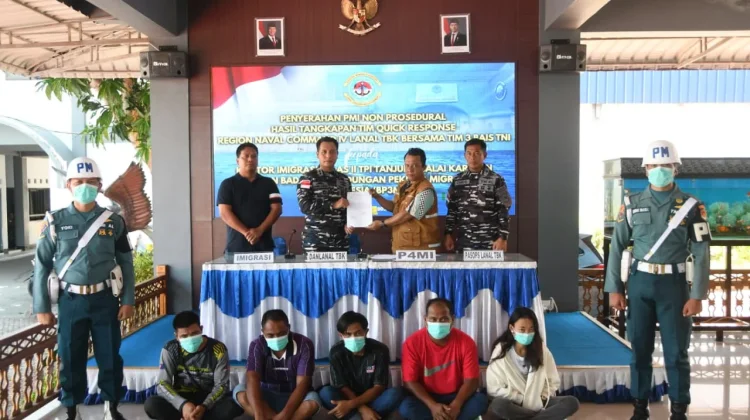 TNI AL Gagalkan Penyelundupan PMI Non Prosedural Karimun