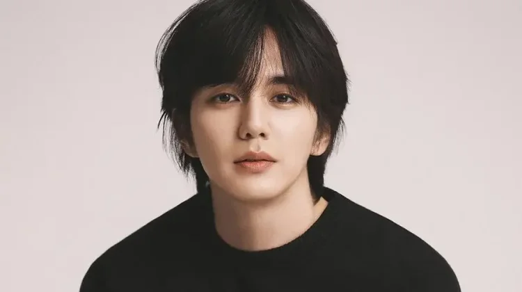 Yoo Seung Ho Kembali lewat Flex X Cop