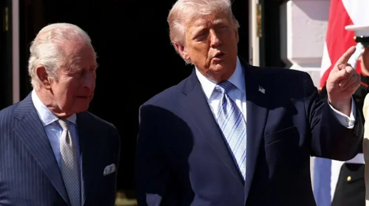Trump dan Raja Charles Bahas Diplomasi dalam Pertemuan Tertutup di Gedung Putih