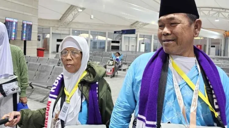 Ketekunan Pasutri Cirebon Wujudkan Impian Haji