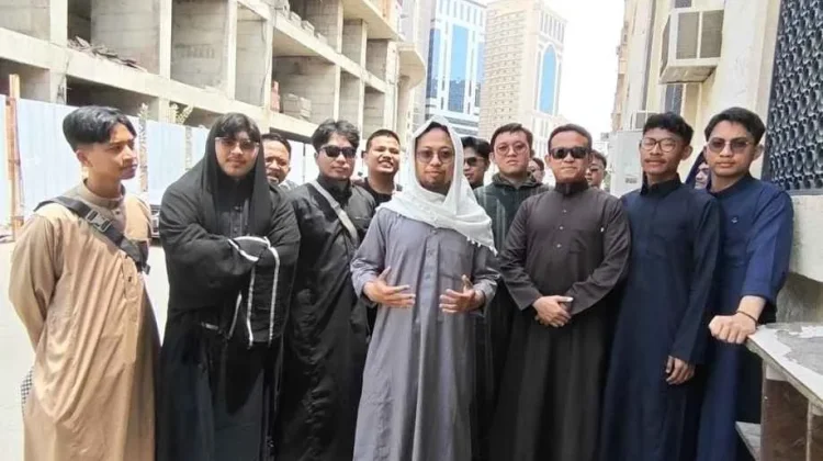 Mahasiswa Indonesia di Timur Tengah Dikerahkan Perkuat Layanan Haji di Makkah