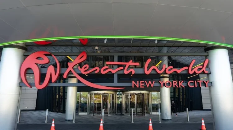 Resorts World Hadirkan Permainan Meja Langsung Pertama di New York City