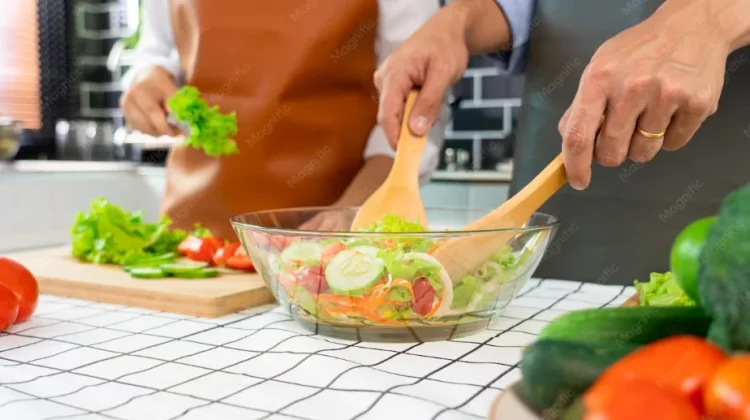 Sayuran yang Tidak Boleh Disimpan Lama setelah Dimasak