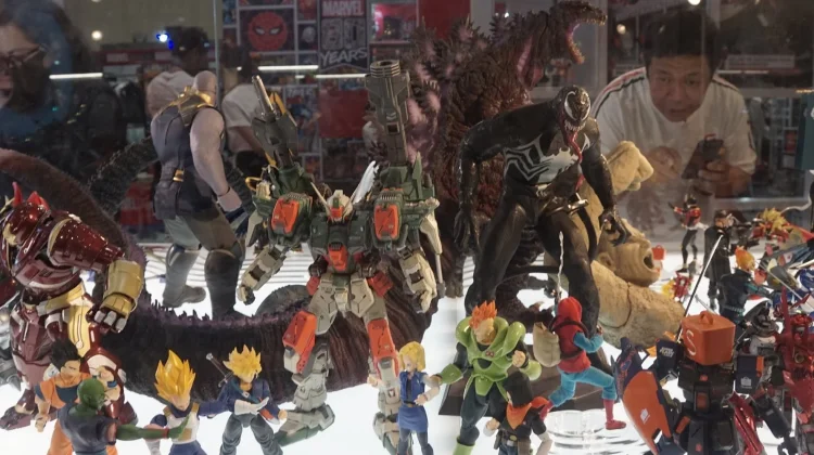 Koleksi Action Figure Menjadi Hobi Favorit Anak Muda