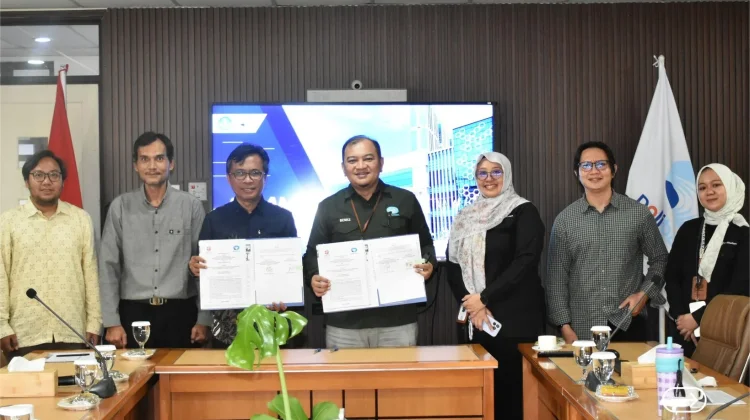 Polibatam dan BRIN Kembangkan Riset AI Propulsi Roket