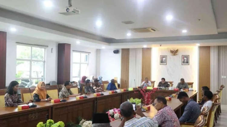 Komisi III DPRD Batam Bahas Aduan Cut and Fill Sagulung dalam RDPU