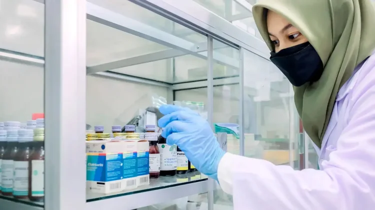 Tugas Apoteker serta Tips Membeli Obat di Apotek