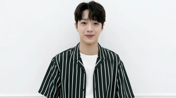 Kabar Lai Kuanlin Jadi Sorotan dalam Reuni Wanna One “Back to Base”