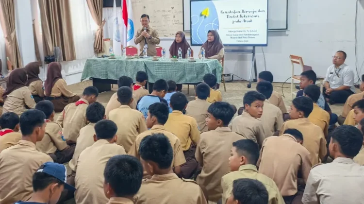 Ketua Karang Taruna Batam Hadiri Kegiatan Peksos Go To School