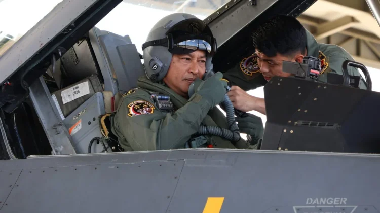 Patroli F-16 TNI AU Perketat Wilayah Utara Indonesia