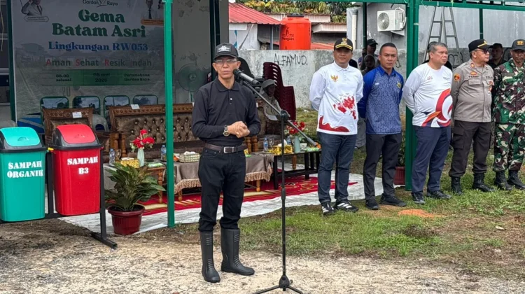 Pemko Batam Dorong Gerakan Kebersihan Hingga Tingkat RW
