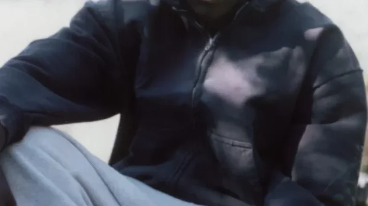 Daniel Caesar Buka Tur Dunia 2026 dengan Deretan Lagu Favorit Penggemar