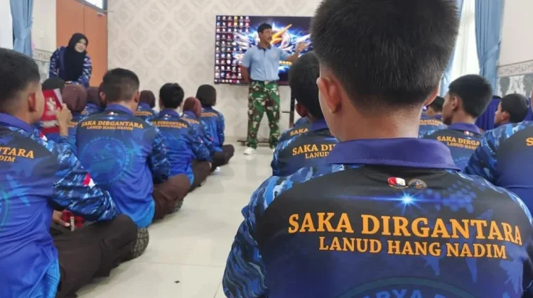 Babinterau Lanud Hang Nadim Bina Generasi Muda Dirgantara Nasional