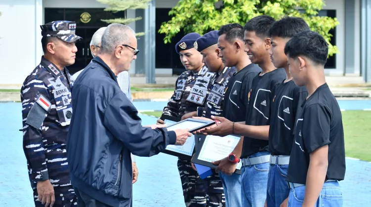 Atlet Layar Kodaeral IV Raih Prestasi Nasional Membanggakan
