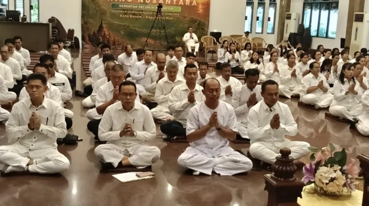 Umat Buddha Kepri Gelar Hening Nusantara Sambut Waisak 2026 di Batam