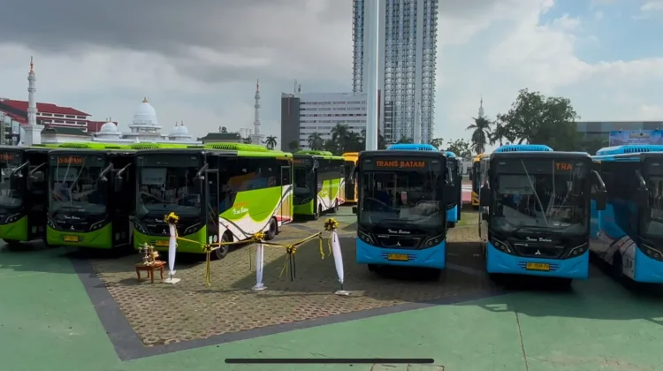 Pemko Batam Luncurkan 19 Armada Baru Trans Batam dan Terapkan QRIS Tap