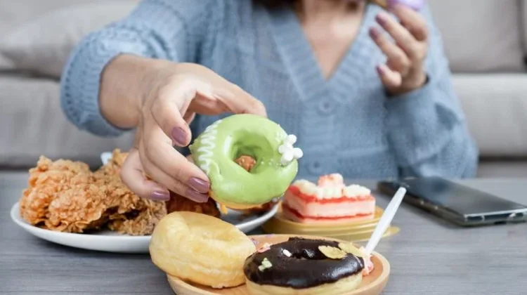 Makin Sering Mengonsumsi Makanan Manis, Makin Sulit Berhenti? Ini Penjelasan Ilmia
